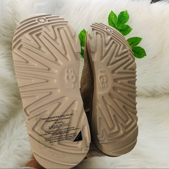 UGG Kid's Classic Short II Glitter Boots - Picture 4 of 5